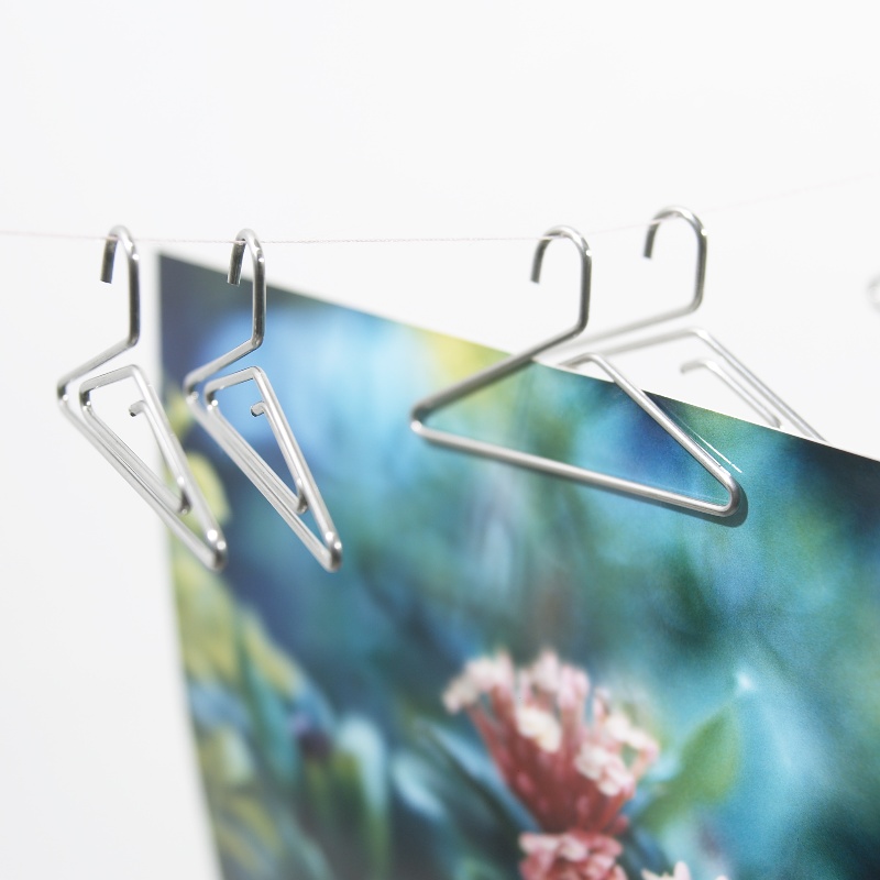 clips for photo wall decor